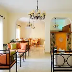 Karidis Hotel 3*