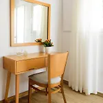 Karidis Hotel
