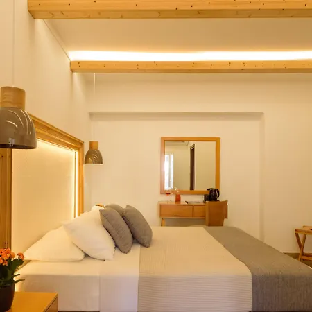 Karidis 3*