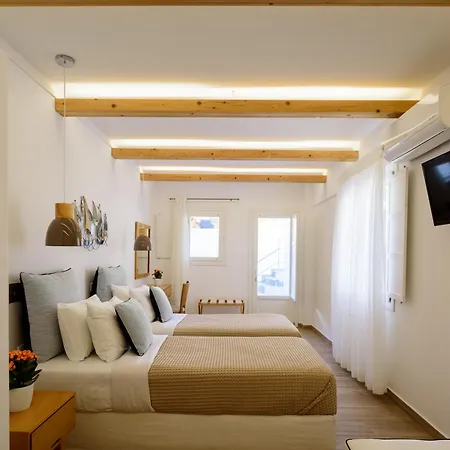 Karidis 3* Kamári