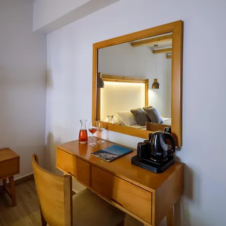 Hotel Karidis 3*