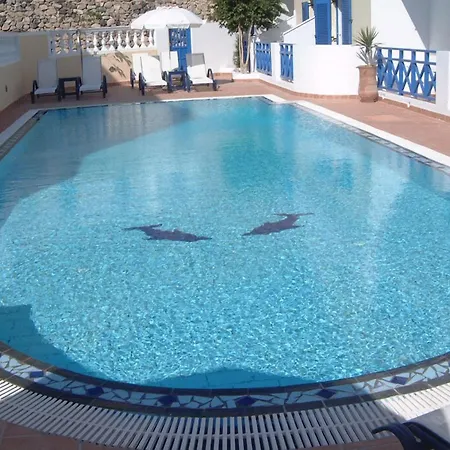 ホテル Karidis 3*