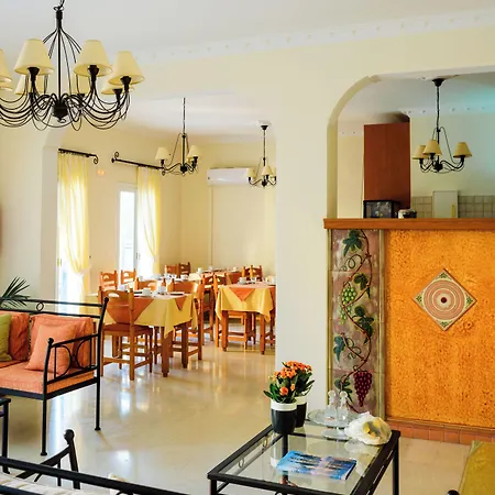 Hotel Karidis 3*