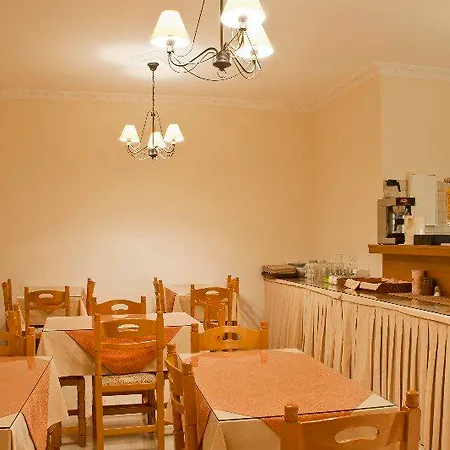 Karidis Hotel