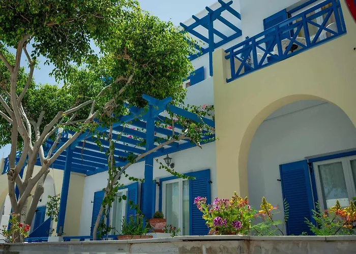 Karidis Kamari (Santorini)