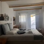 Karidis 3* Kamári