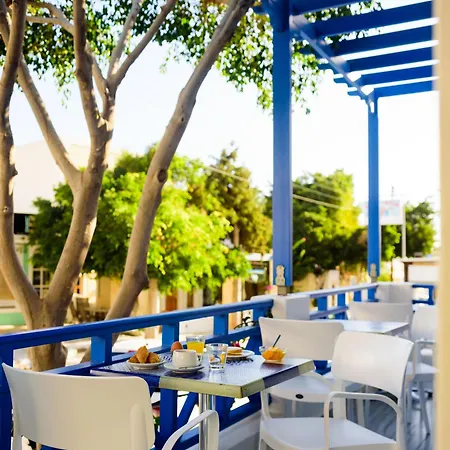 Karidis 3*