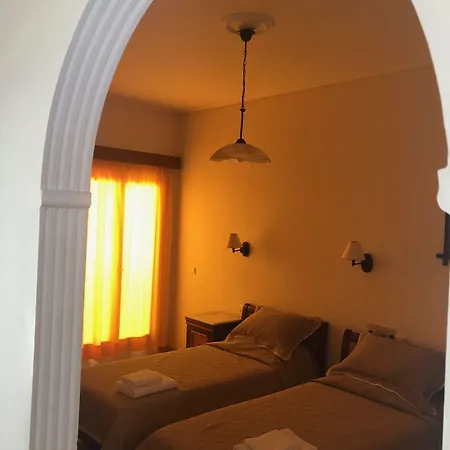 Karidis 3* Kamari (Santorini)