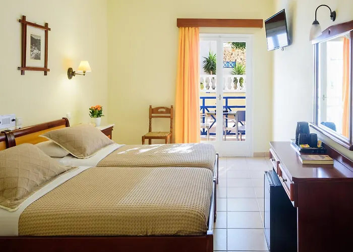 Karidis Otel Kamári