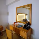 Hotel Karidis 3*