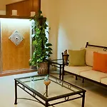 Karidis 3*
