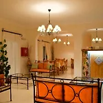 Karidis Hotel